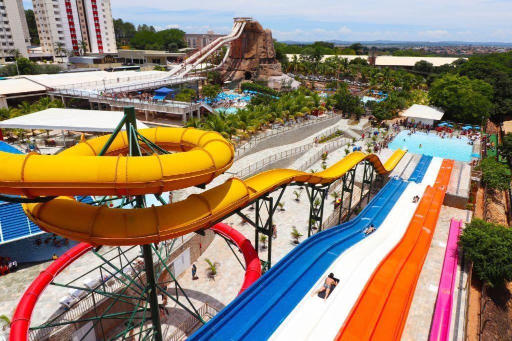 Spazzio Com Acesso Ao Acqua Park Aparthotel *
